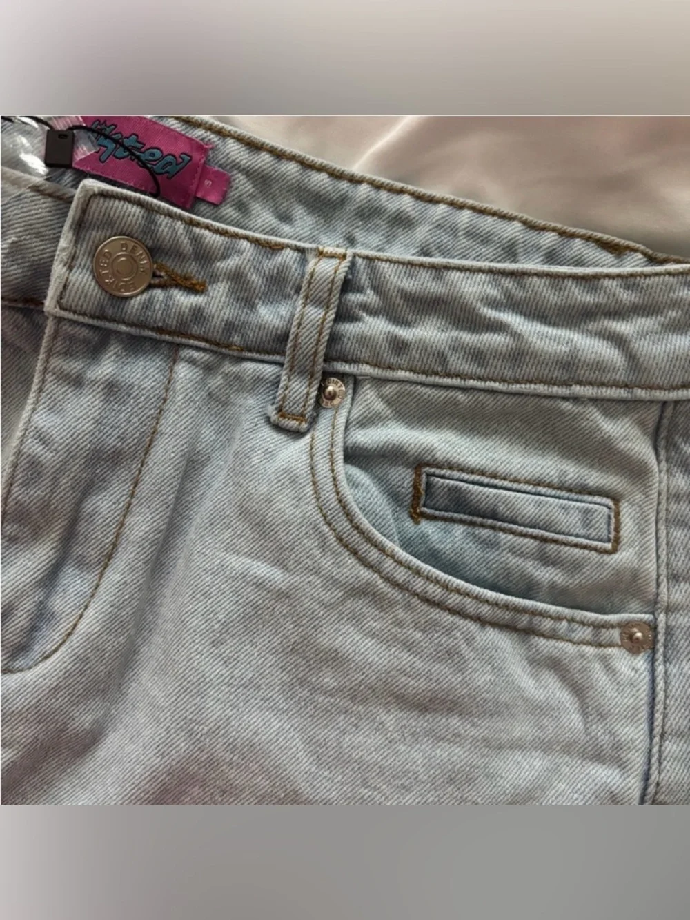 NWT Edikted Deniem Mini Skirt - Picture 4 of 7